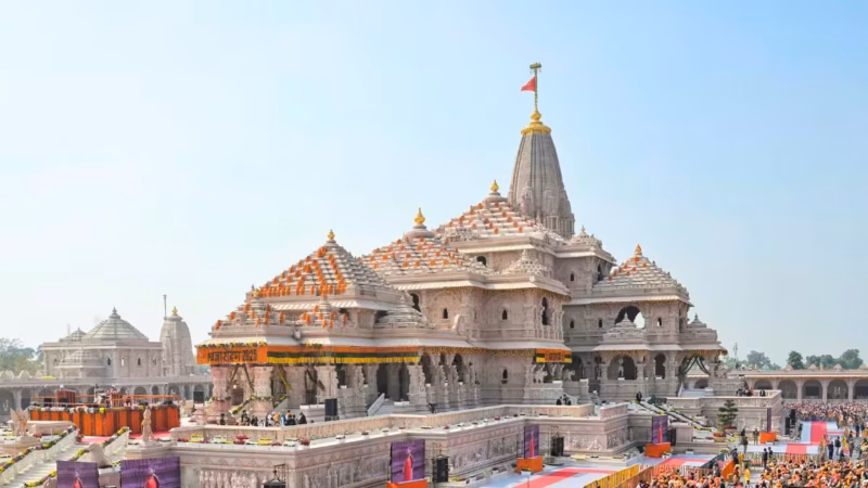 राम मंदिर दान चोरी: वारदात के 21 दिन बाद FIR, चंपत राय के बयान से बढ़े सवाल